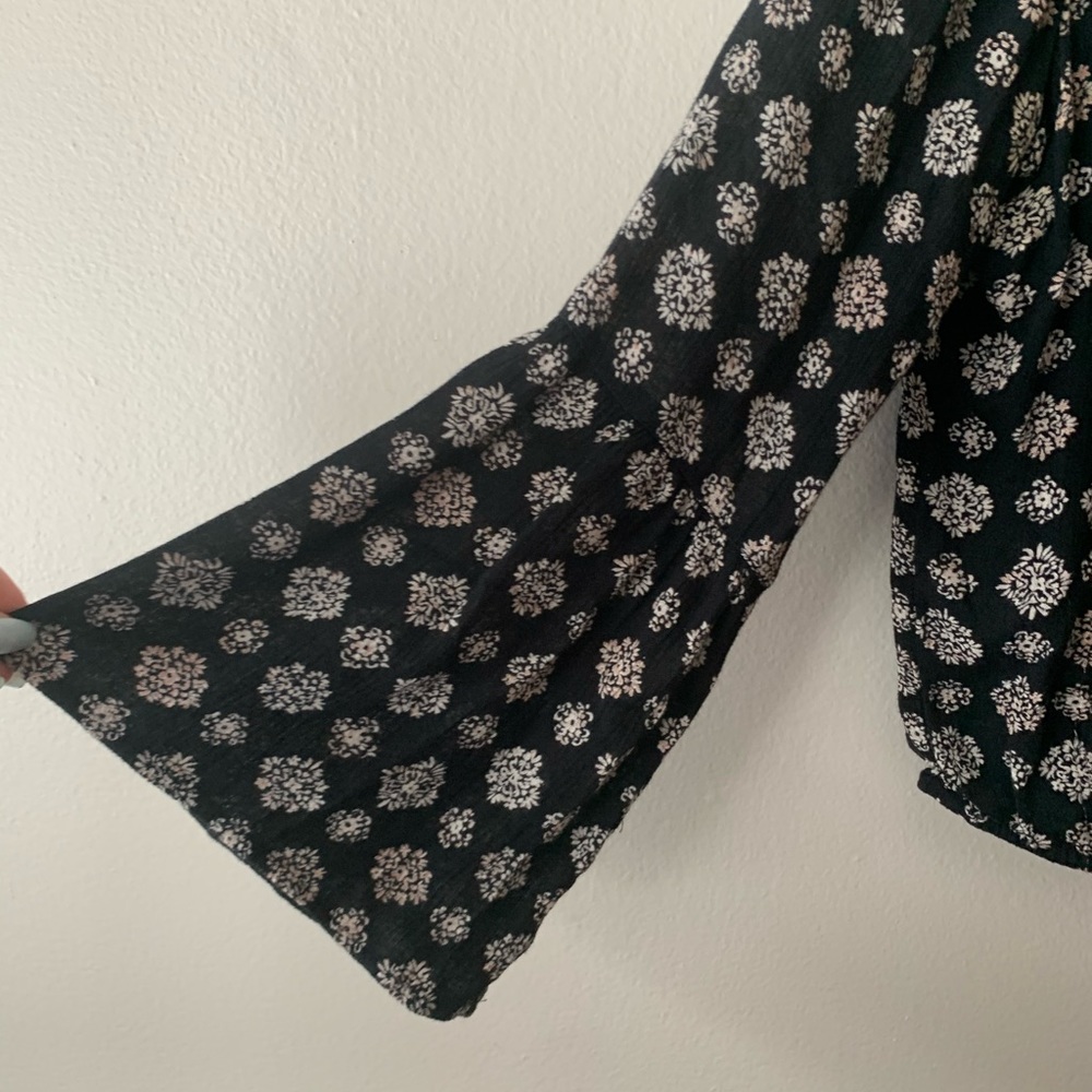 American Eagle Wrap Blouse - Picture 2 of 6